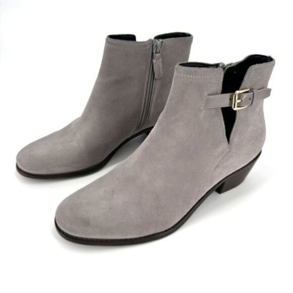 Cole Haan Women's Suede Almond Toe Stacked Wood Heel Ankle Bootie Gray Size 8.5 - Picture 1 of 12